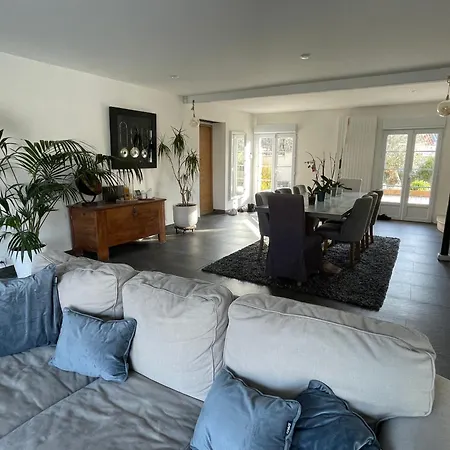 Villa Eivissa Le Luxe Sur La Route Des Chateaux