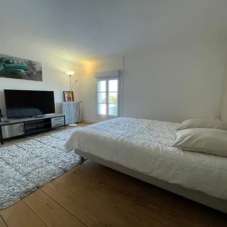Eivissa Bordeaux Ocean Villa Ludon-Medoc